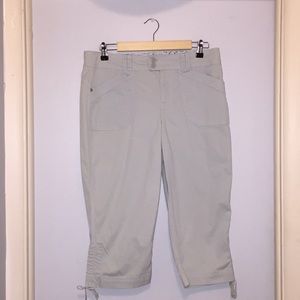 Capris pants
